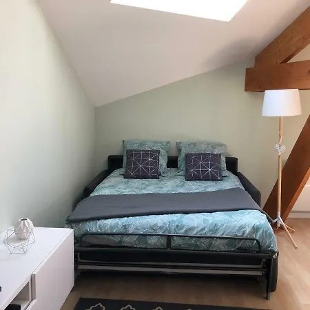 Holiday home Celeste Pour 6 Personnes Mardeuil